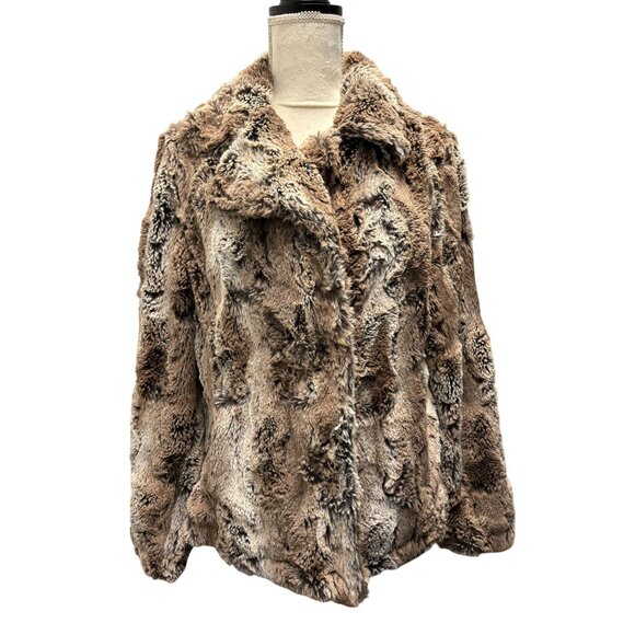 True Grit Dylan Faux Fur Button Front Jacket In Brown & Cream Tones - Picture 2 of 8